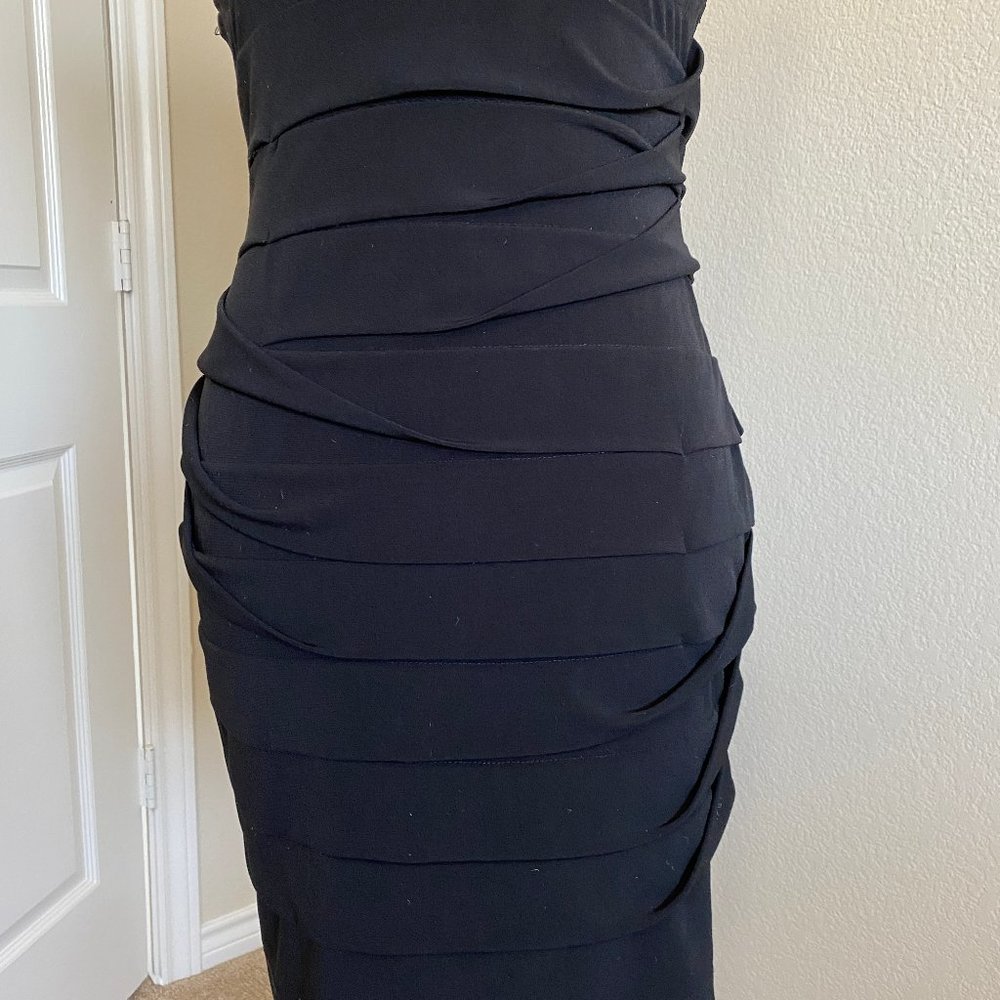 Dress - Picture 4 of 6